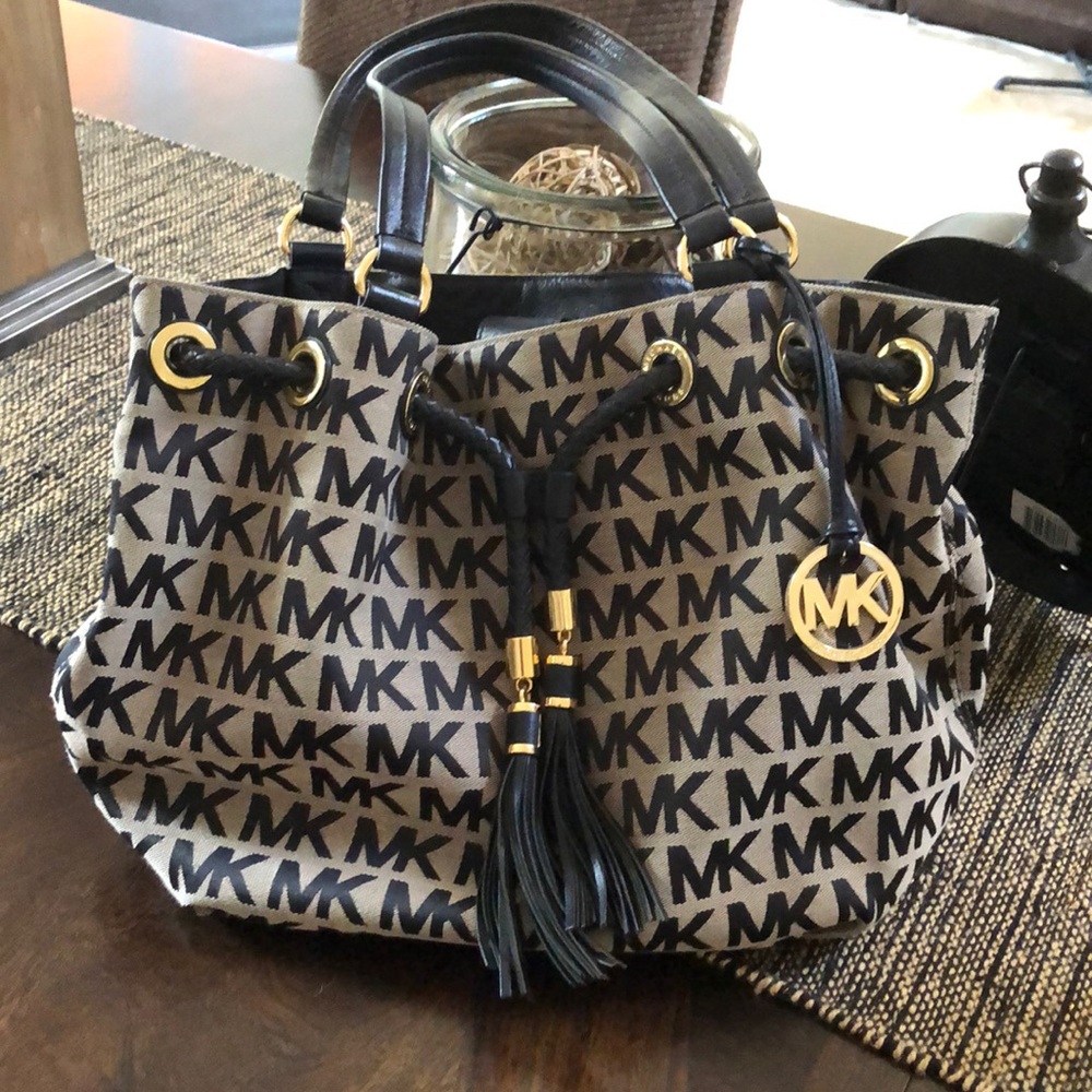 Michael Kors drawstring bag